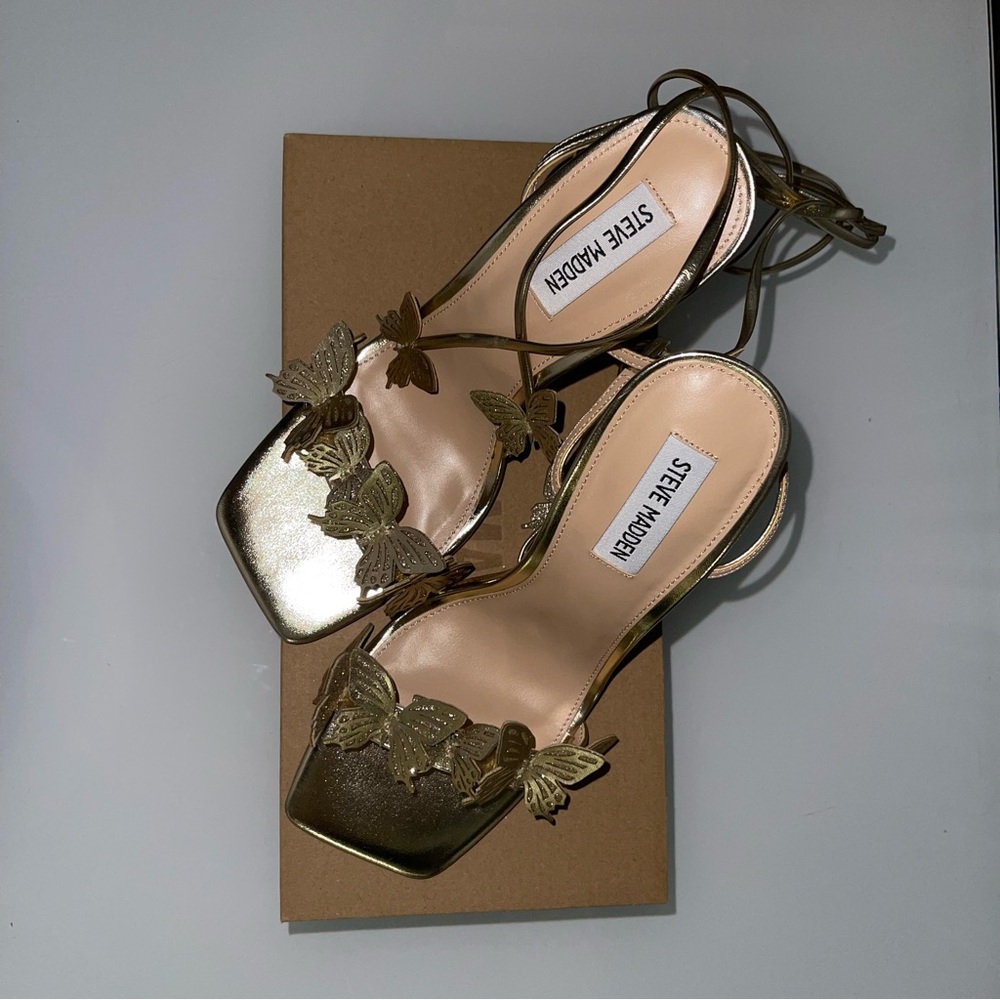 Gorgeous SOLD OUT Steve Madden Gold Butterfly Heels 9 NEW